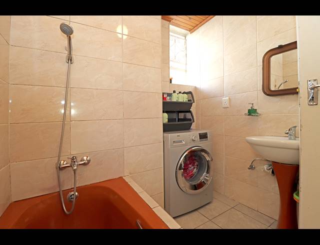 2 BEDROOM APARTMENT FOR SALE IN OBSERVATORY